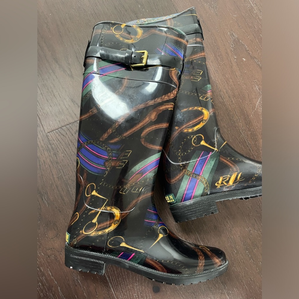 Ralph Lauren Black Glossy Equestrian Print Rain Boots with Gold Buckle size 8